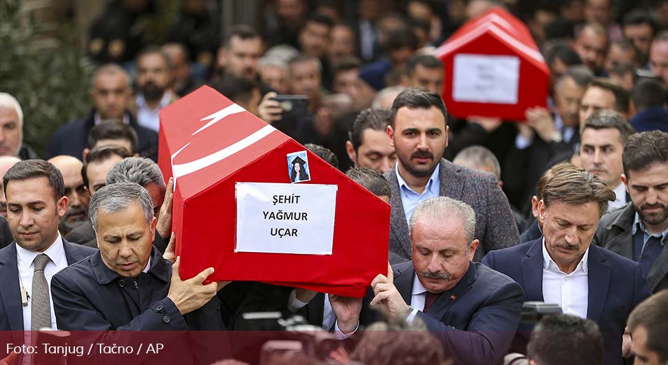 istanbul turska napad sahrana zrtava tanjugap.jpg